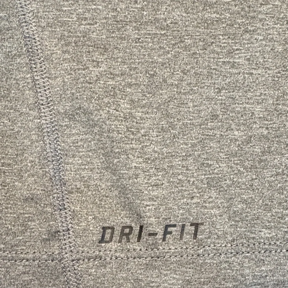 Nike Men's Gray Dri-FIT Tank Top - Picture 8 of 12